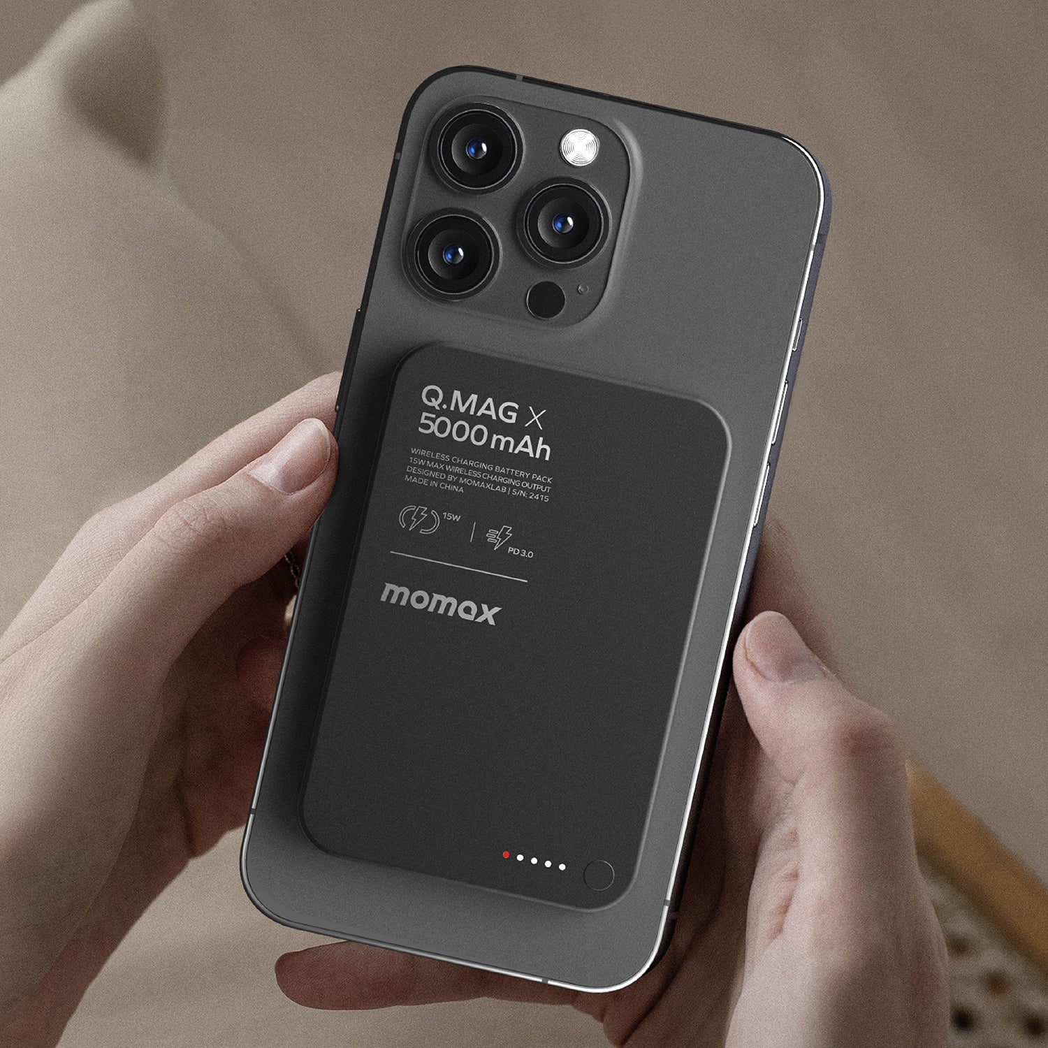 MOMAX Q.Mag X Magnetic Wireless Power Bank 5000mAh - Gen 2 · A closer look