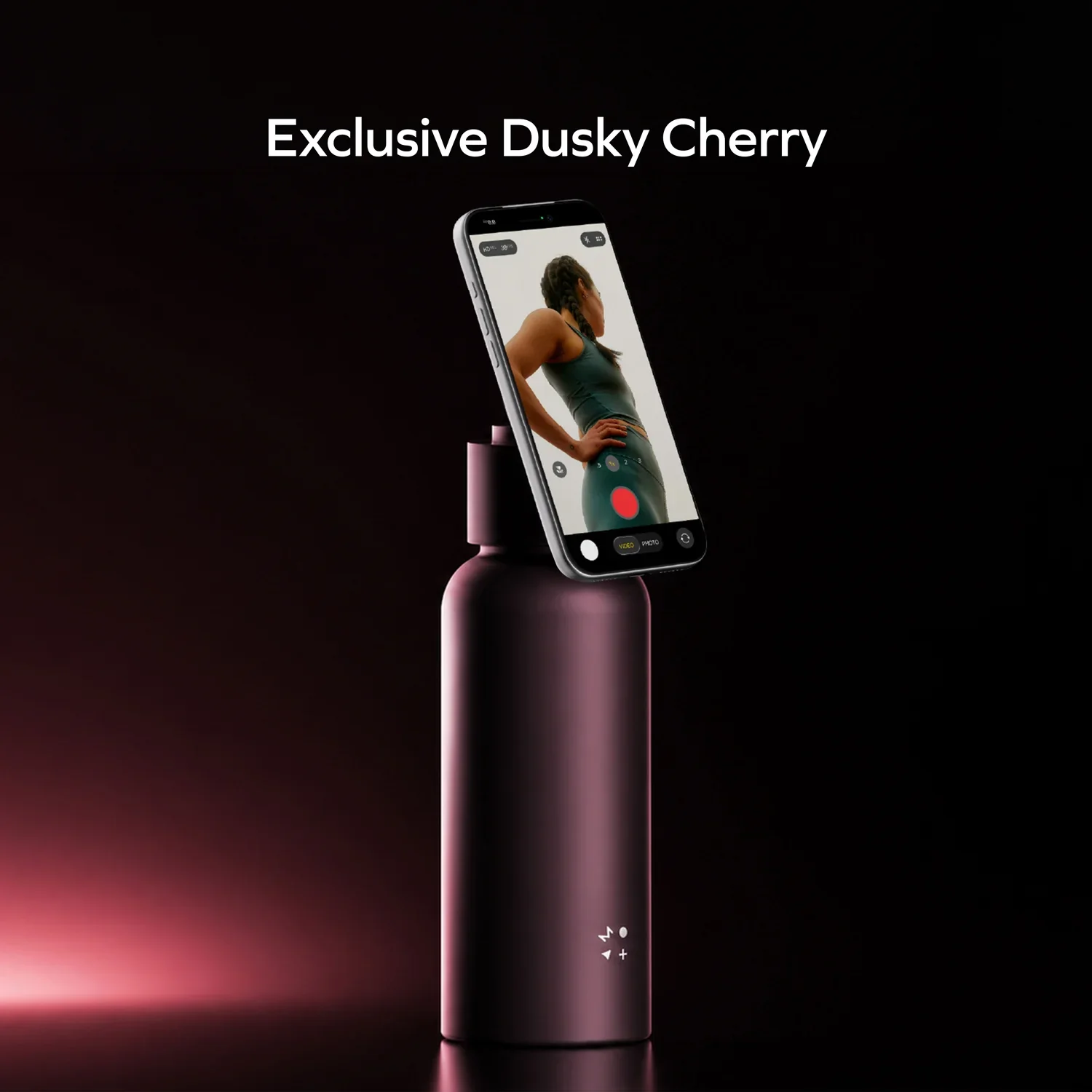 MOMAX 1-Vibe Bottle Magnetic Wireless Speaker Flask 500ml · A closer look