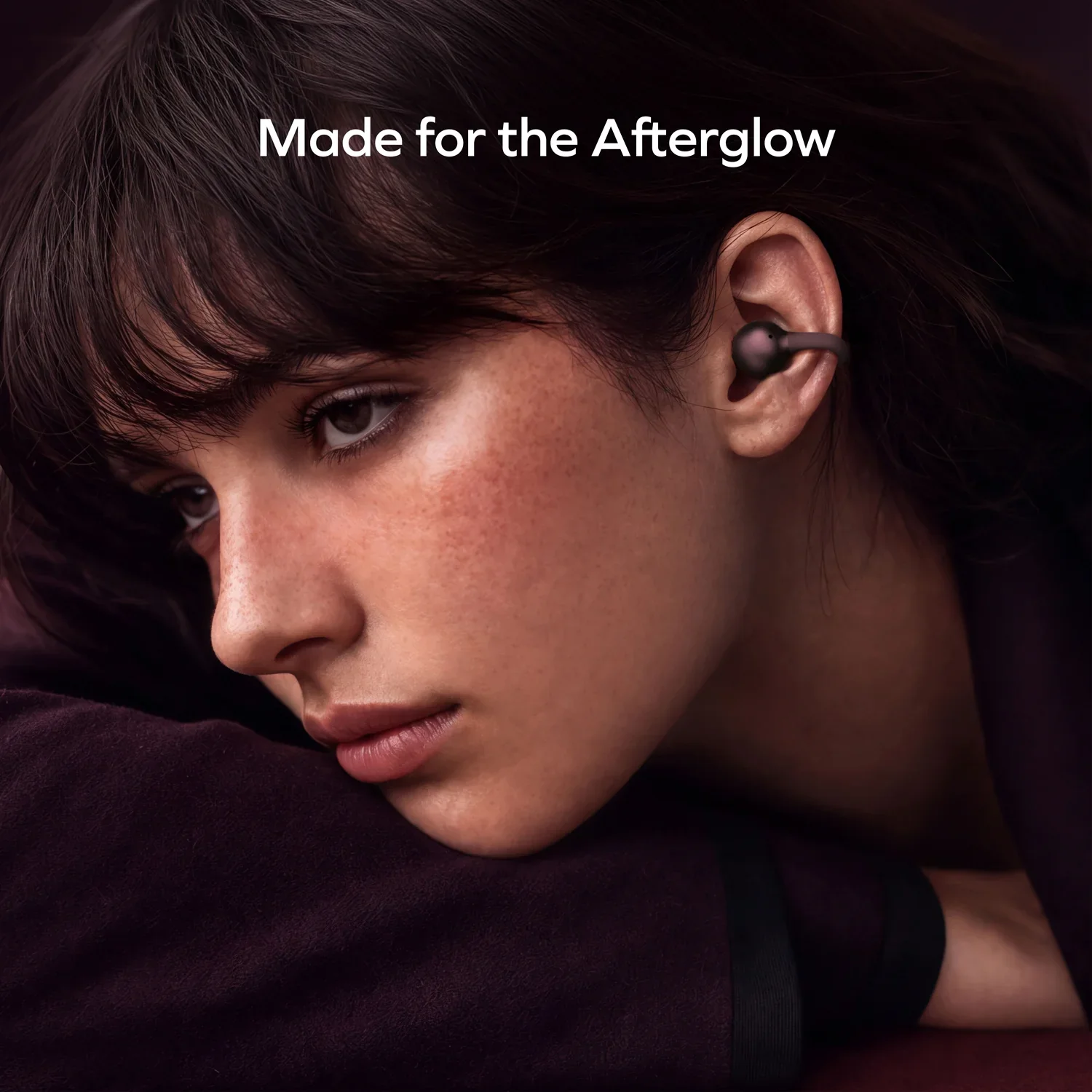 MOMAX 1-Vibe Clip M.IN.D AI ENC Clip-On Earbuds · Dusky Cherry