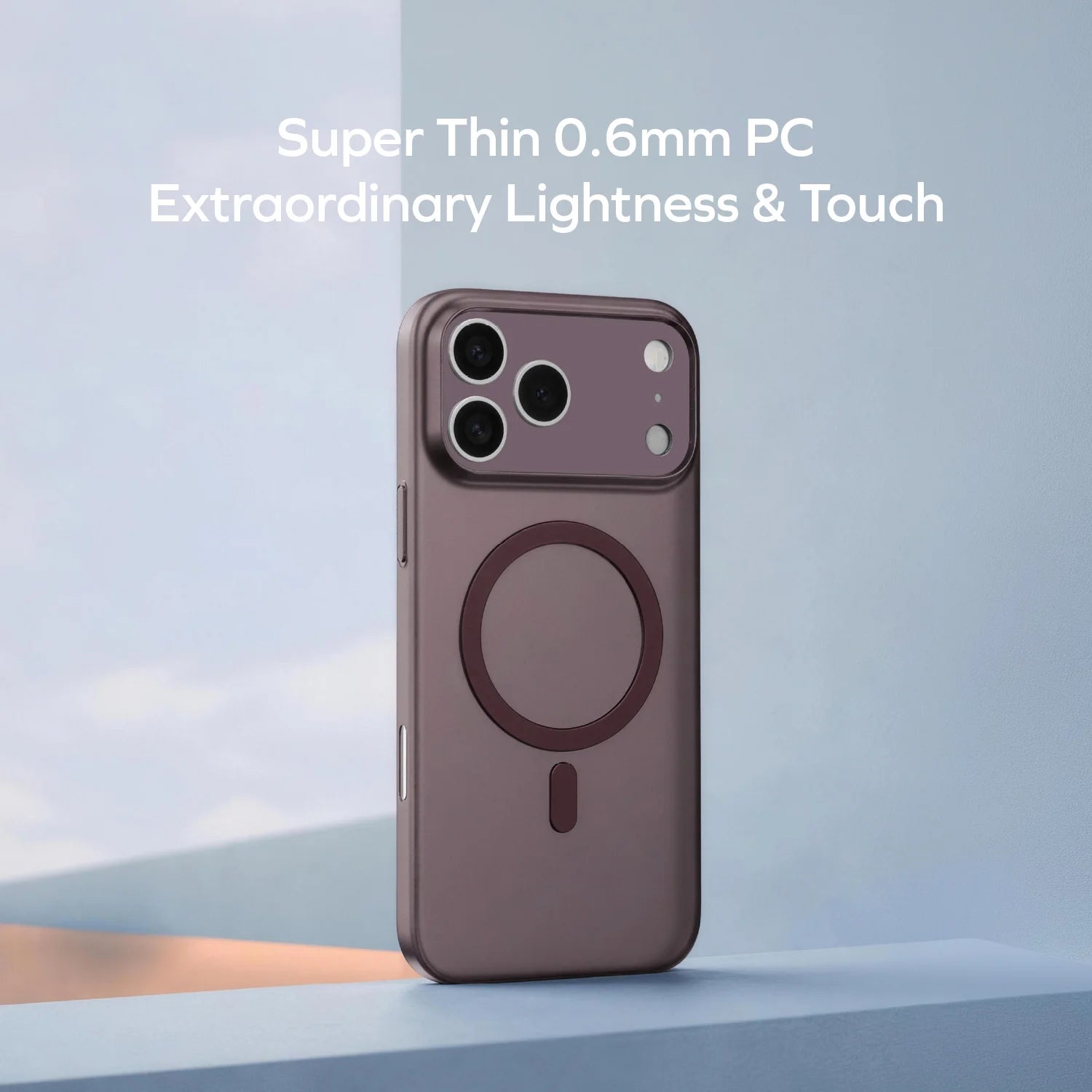 MOMAX Sōma Slim Ultra-Thin Magnetic Case iPhone 18 Series · A closer look